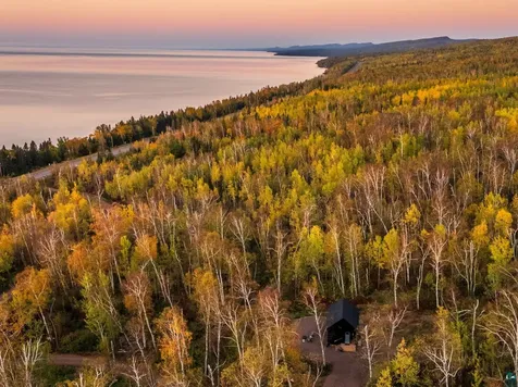 2947 Highway 61 W Grand Marais MN 55604