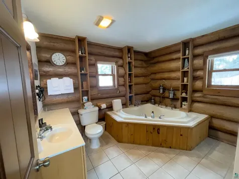 2826 Highway 61 E Two Harbors MN 55616