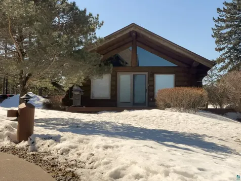 2826 Highway 61 E Two Harbors MN 55616