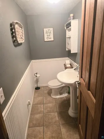 4327 W 5th Street Duluth MN 55807