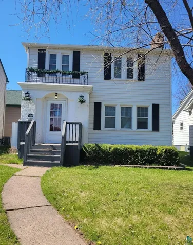 4327 W 5th Street Duluth MN 55807