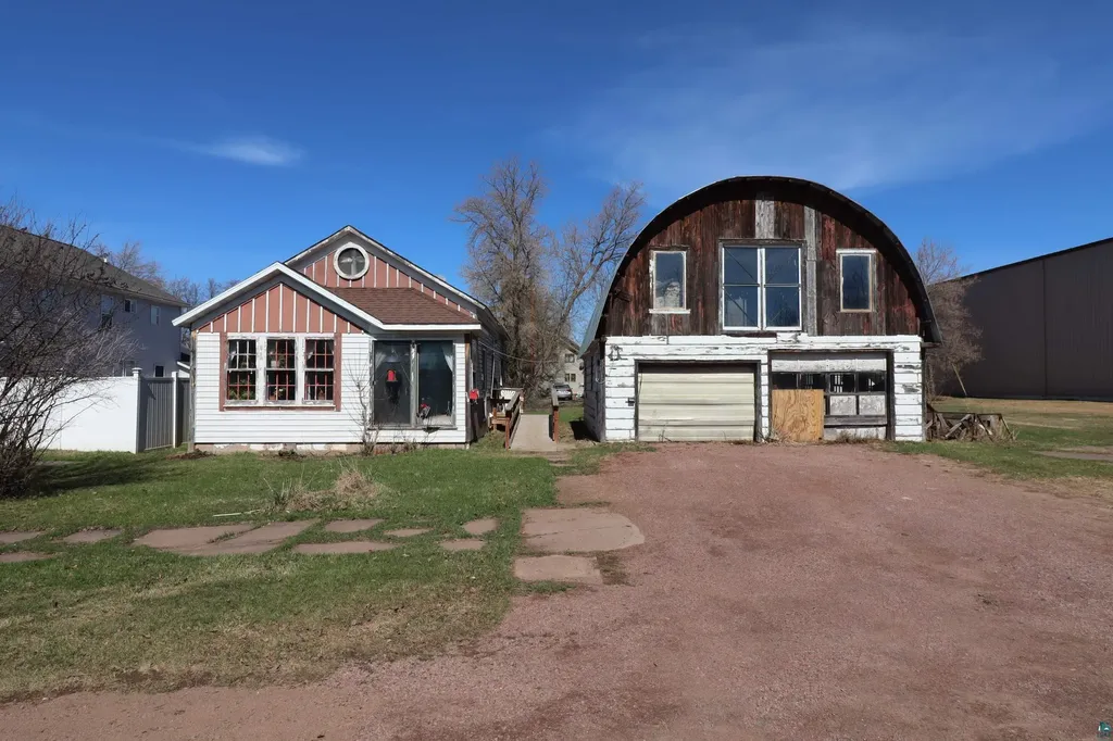 318 2nd Avenue E Ashland WI 54806