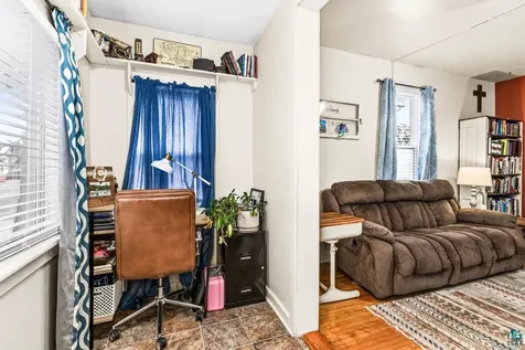 411 N 52nd Avenue W Duluth MN 55807