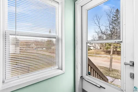 411 N 52nd Avenue W Duluth MN 55807