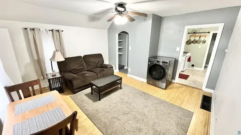 411 N 52nd Avenue W Duluth MN 55807