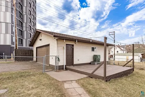 411 N 52nd Avenue W Duluth MN 55807