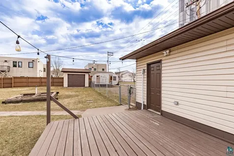 411 N 52nd Avenue W Duluth MN 55807