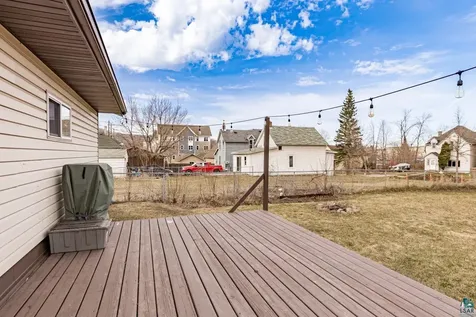 411 N 52nd Avenue W Duluth MN 55807