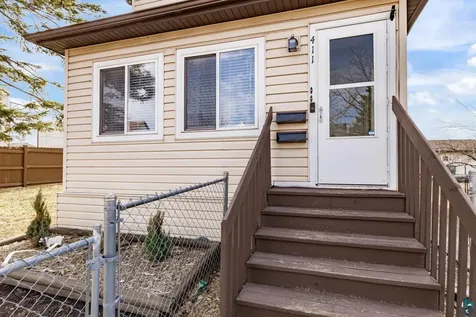 411 N 52nd Avenue W Duluth MN 55807