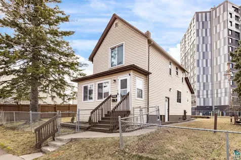 411 N 52nd Avenue W Duluth MN 55807