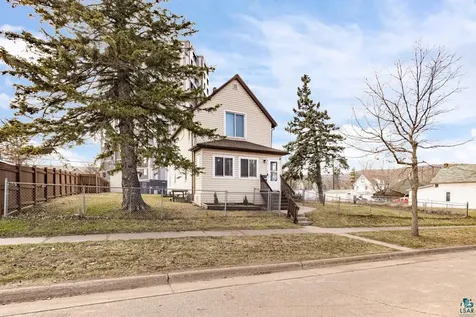 411 N 52nd Avenue W Duluth MN 55807