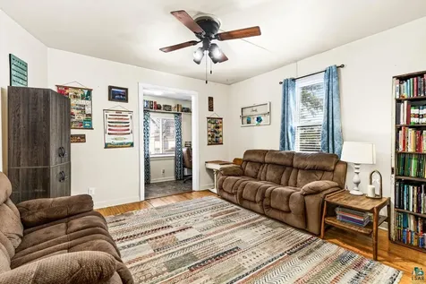 411 N 52nd Avenue W Duluth MN 55807