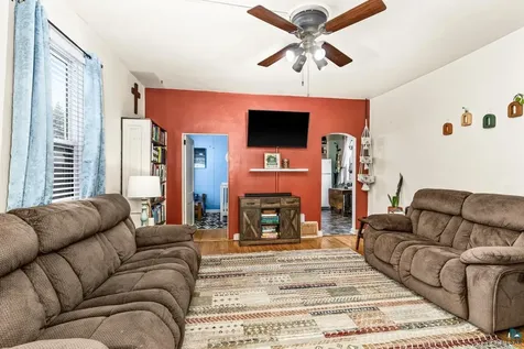 411 N 52nd Avenue W Duluth MN 55807