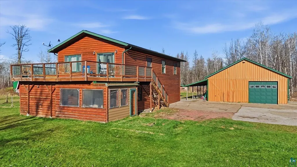 5602 County Road 4 Cromwell MN 55726