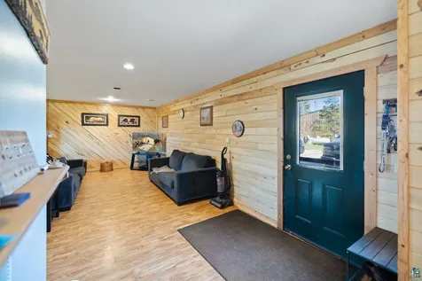 5602 County Road 4 Cromwell MN 55726