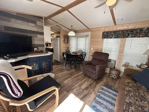 6158 W Bay Road Makinen MN 55763