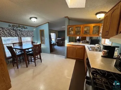 7 Greenbriar Drive Duluth MN 55810