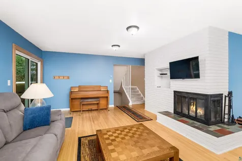 4011 Pitt Street Duluth MN 55804