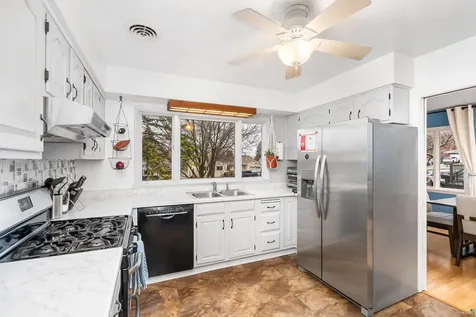 4011 Pitt Street Duluth MN 55804