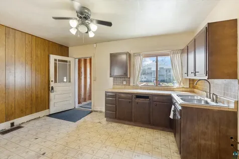 1051 85th Avenue W Duluth MN 55808