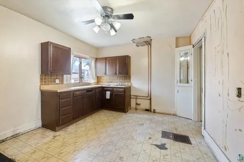1051 85th Avenue W Duluth MN 55808
