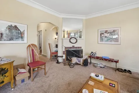 1407 E 3rd Street Duluth MN 55804