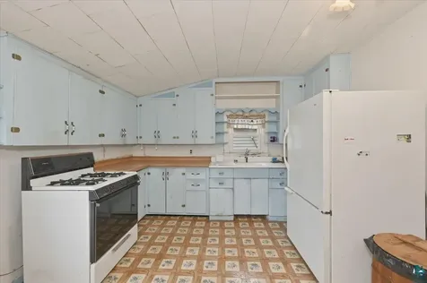 5820 John Avenue Superior WI 54880