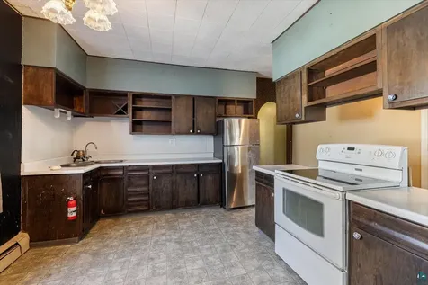 429 S 4th Avenue E Ely MN 55731