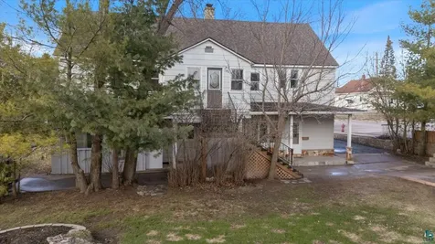 429 S 4th Avenue E Ely MN 55731