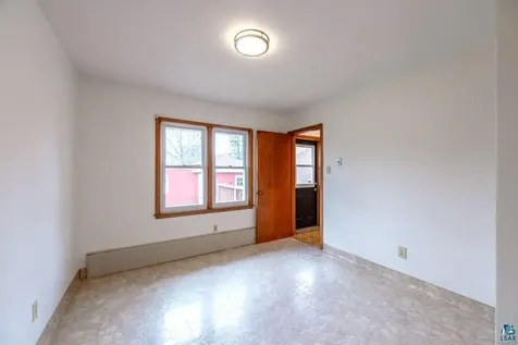 211 NW 10th Street Chisholm MN 55719