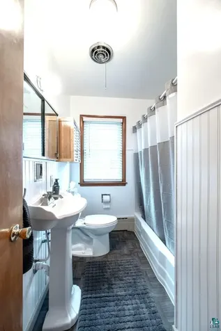 211 NW 10th Street Chisholm MN 55719