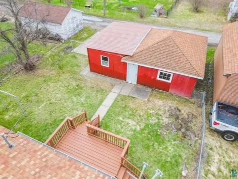 211 NW 10th Street Chisholm MN 55719
