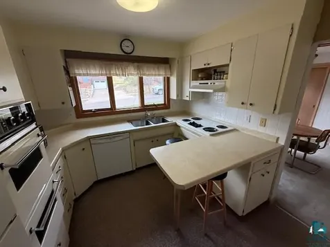 104 St. Paul Avenue Duluth MN 55803