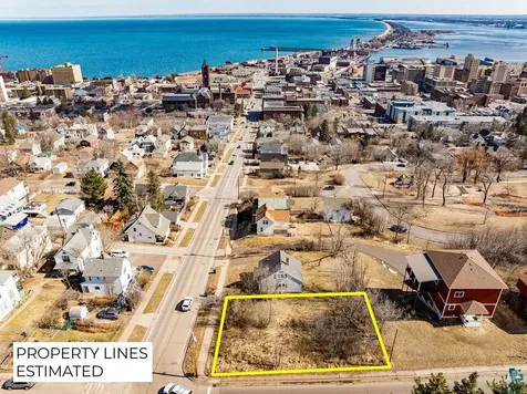 2 W 7th Street Duluth MN 55802