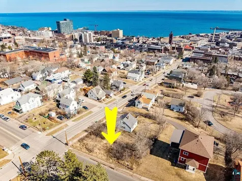 2 W 7th Street Duluth MN 55802