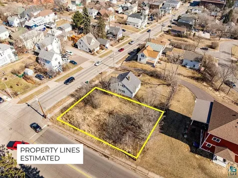 2 W 7th Street Duluth MN 55802