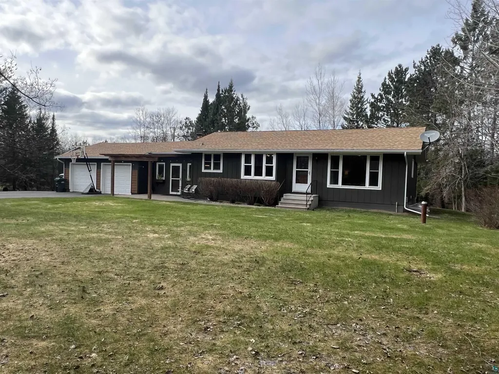 91 Stillmeadow Road Esko MN 55733