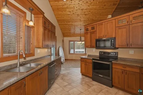 3977 Lavaque Road Hermantown MN 55811