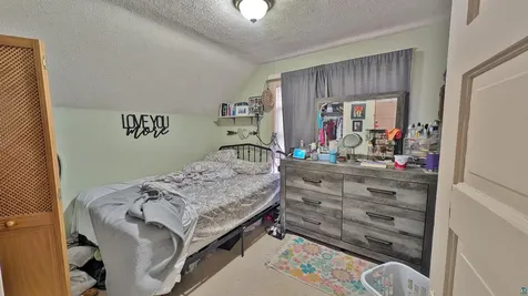 1103 E 10th Street Duluth MN 55805