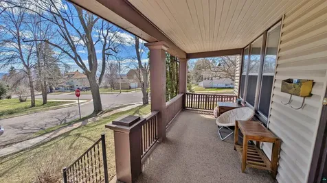 1103 E 10th Street Duluth MN 55805