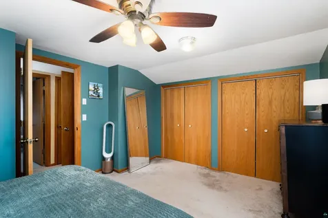 1516 N 8th Avenue E Duluth MN 55805