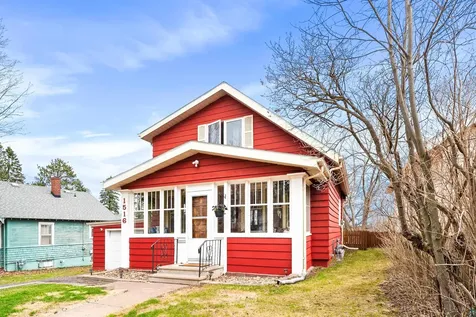 1516 N 8th Avenue E Duluth MN 55805
