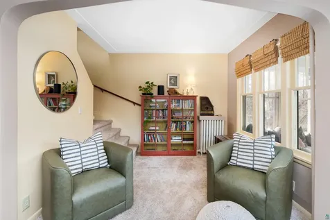 1516 N 8th Avenue E Duluth MN 55805