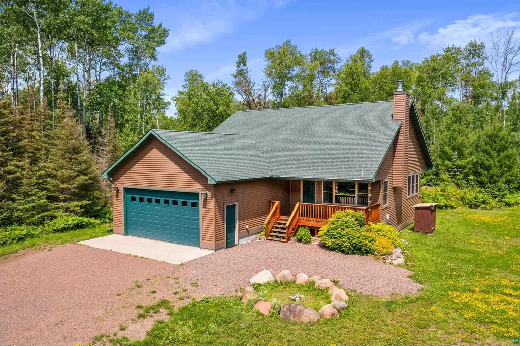 969 Devil Track Road Grand Marais MN 55604