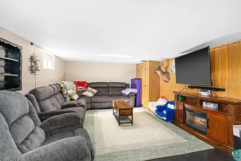 4705 Vermilion Road Duluth MN 55803
