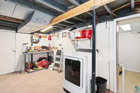 4705 Vermilion Road Duluth MN 55803