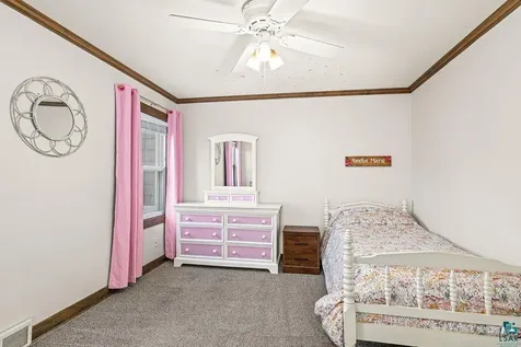 4419 Tioga Street Duluth MN 55804