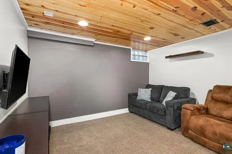 4419 Tioga Street Duluth MN 55804