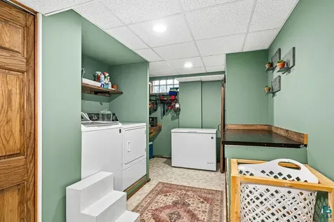 4419 Tioga Street Duluth MN 55804