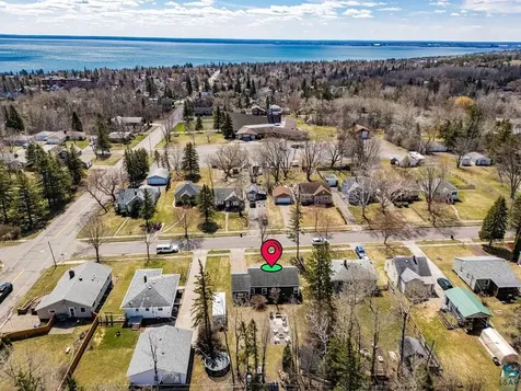 4419 Tioga Street Duluth MN 55804